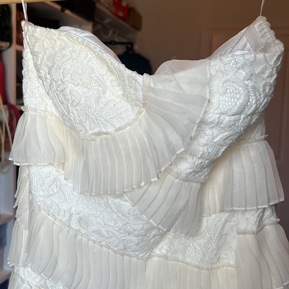 CYNTHIA STEFFE WHITE STRAPLESS COCKTAIL DRESS SZ 4 - Picture 5 of 5